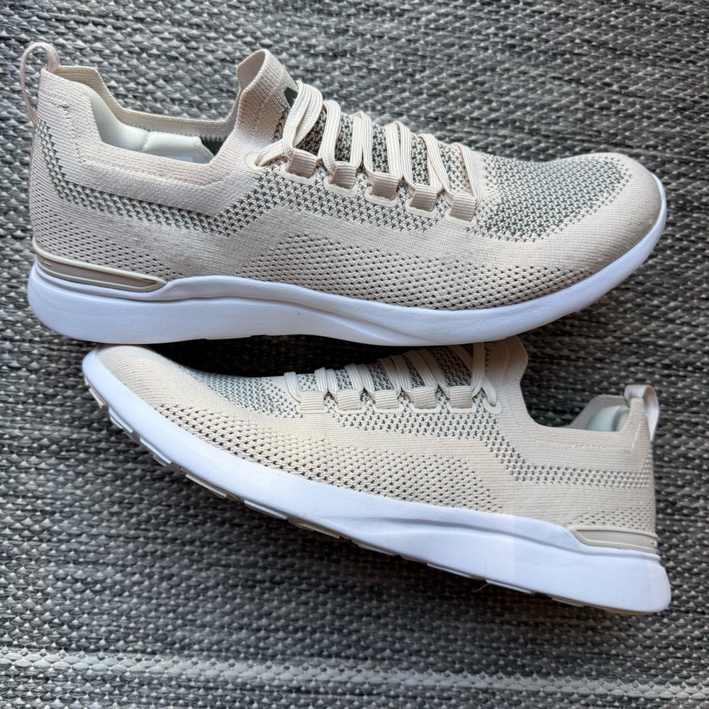 APL: Athletic Propulsion Labs Techloom Breeze Sneaker 10.5